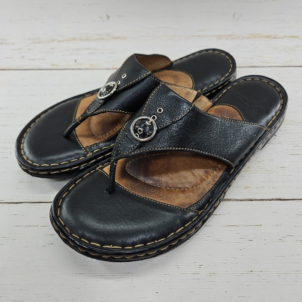 Born Women 8 Black Leather Thongs Flip Flops Slides Sandals Comfort Shoes W31465